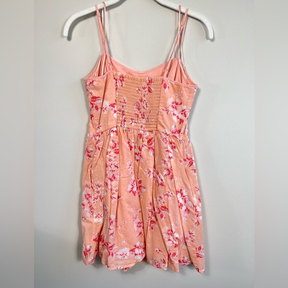 Lauren Conrad soft pink floral mini dress, size 6 - Picture 2 of 4
